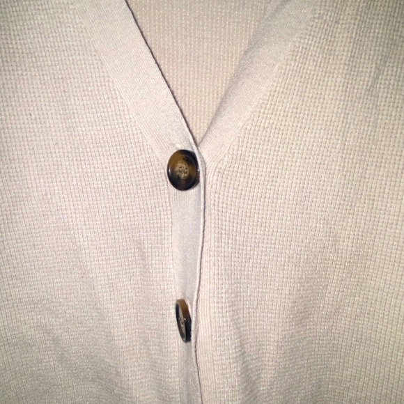 Cyrus White Button Up cardigan XS - Picture 3 of 6